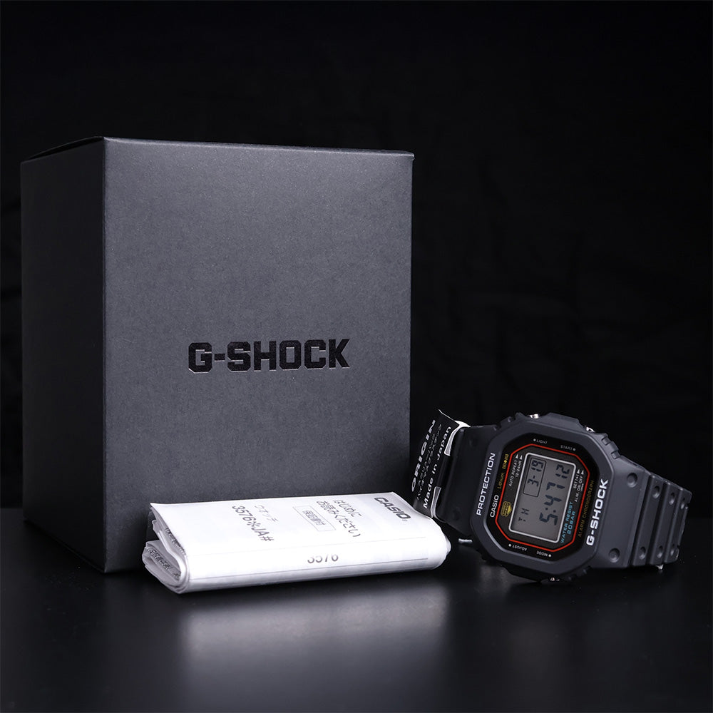 Reloj Casio G-Shock DW-5000R-1AJF 40 Aniversario AUTOGRAFIADO a beneficio